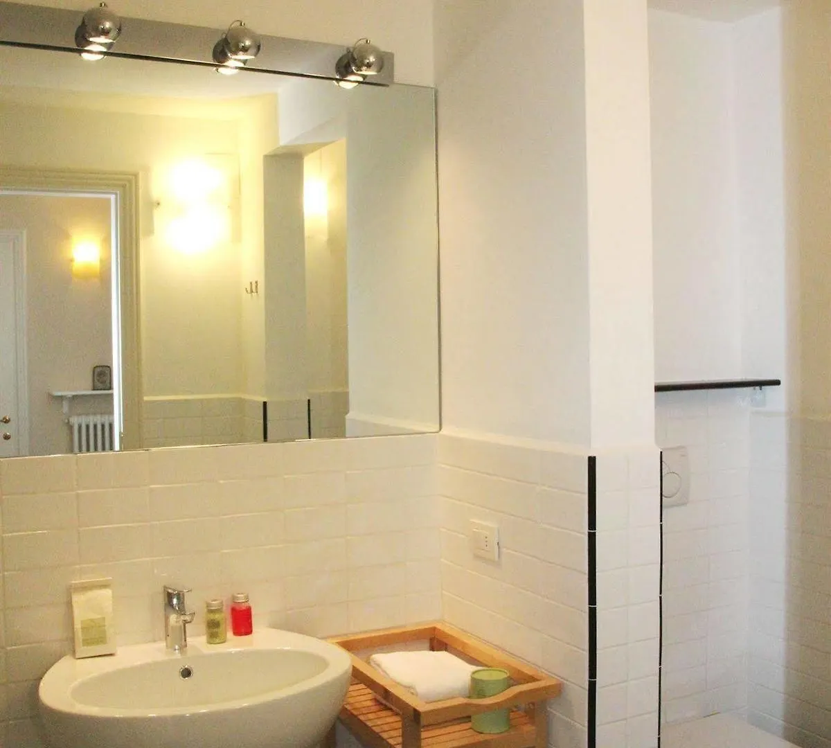 Florence View Apartments